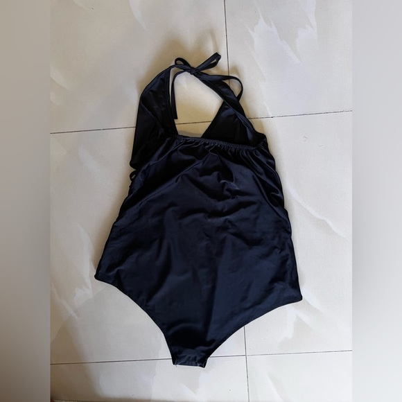 Yoins Yours Inspiration Women’s Solid Black Silky One Piece Bathing Suit Size L - Picture 4 of 16